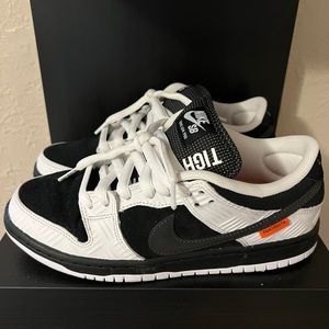 Nike Dunk Low Tighbooth